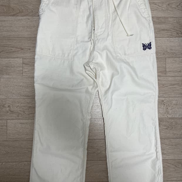 니들스 스트링 퍼티그 팬츠 아이보리 s사이즈