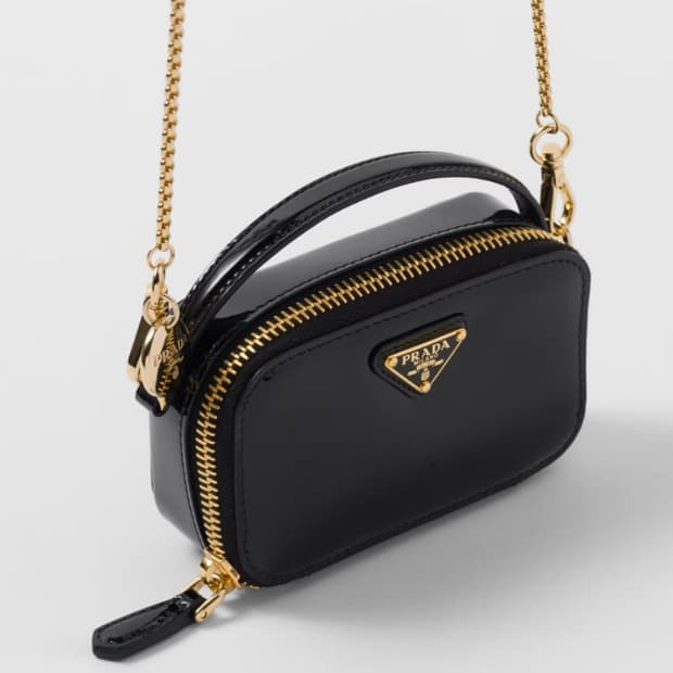 프라다 에나멜 마이크로백