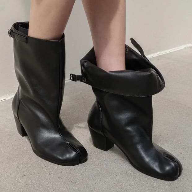 페이즈 wide buckle tabi boots 타비 부츠