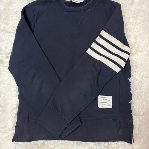 톰브라운 사선 네이비 맨투맨 사이즈2