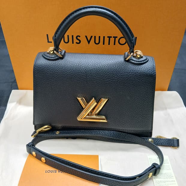 루이비통 트위스트PM 탑핸들백 M57093