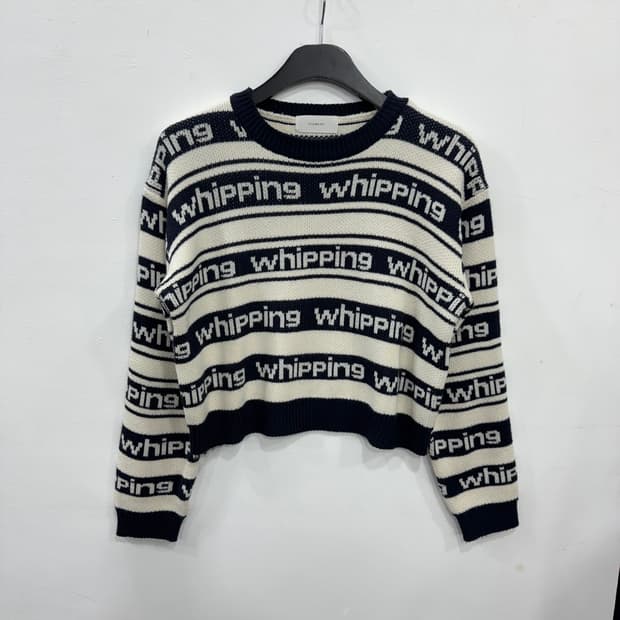 피그먼트 스트라이프 니트