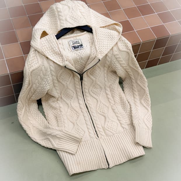cream cable hd knit zip up