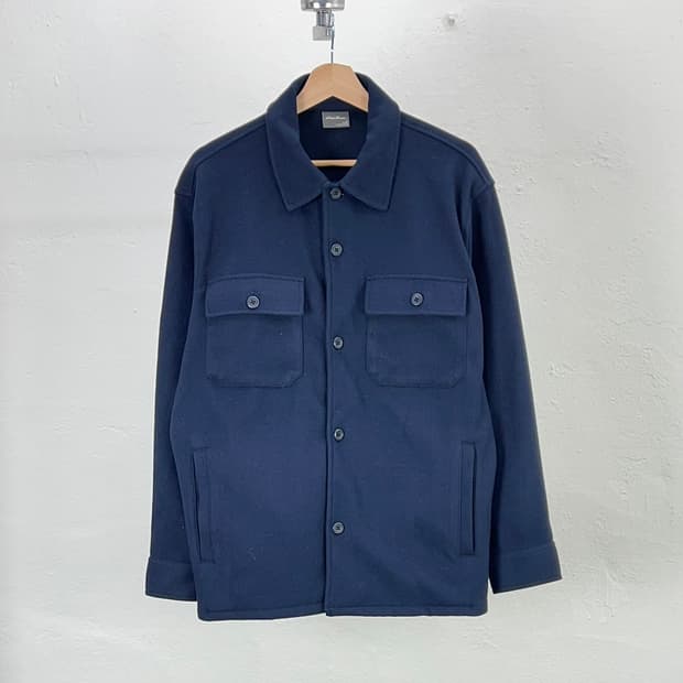 에디바우어 네이비 블루 소프트 포퍼 셔츠