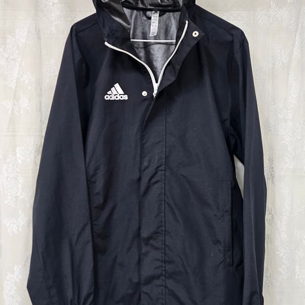 아디다스 바람막이 
