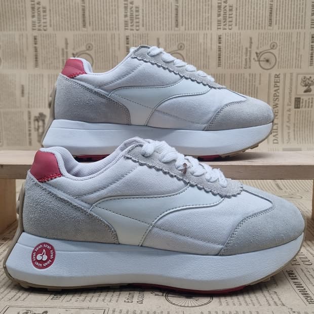 키르시 플랫폼 여성스니커즈230 굽5