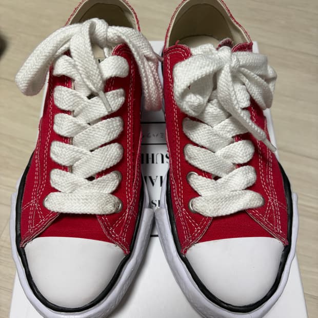 [판매] 메종 미하라 야스히로 피터슨 OG 솔 캔버스 로우 스니커즈 레드