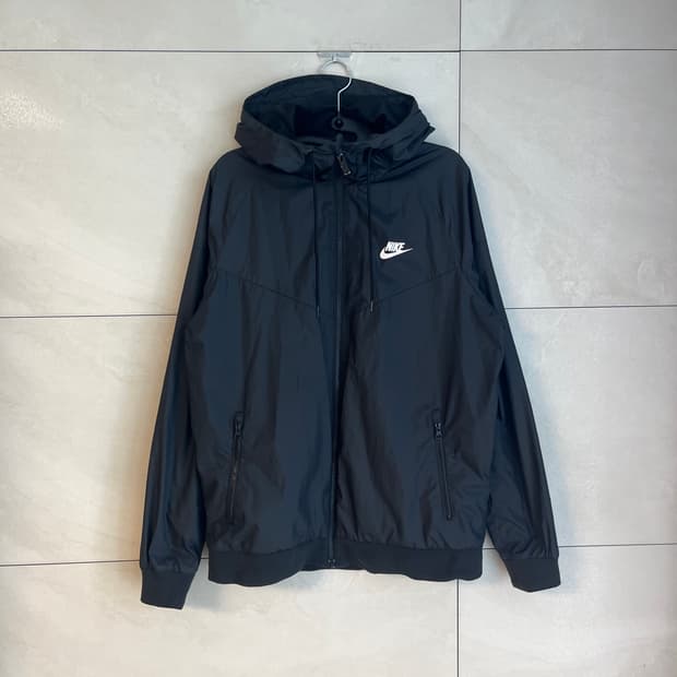 나이키 윈드러너 바람막이 블랙 (L size)