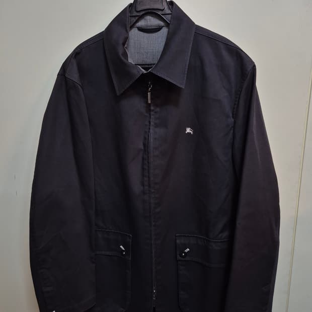 버버리 블랙라벨 자켓(블랙)