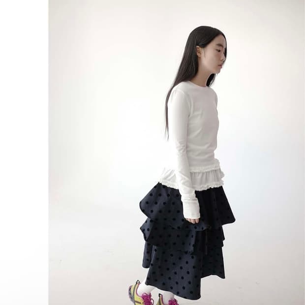 콜하그 flare line frill T