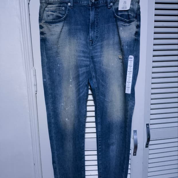 새거 35 유니클로 루즈 피트 테이퍼드 진 청바지