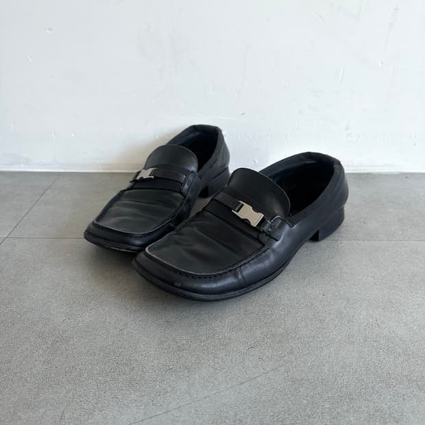 프라다 00s 아카이브 스퀘어토 버클 로퍼