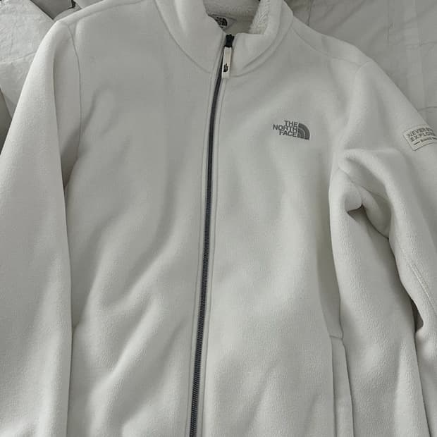 노스페이스 후리스 