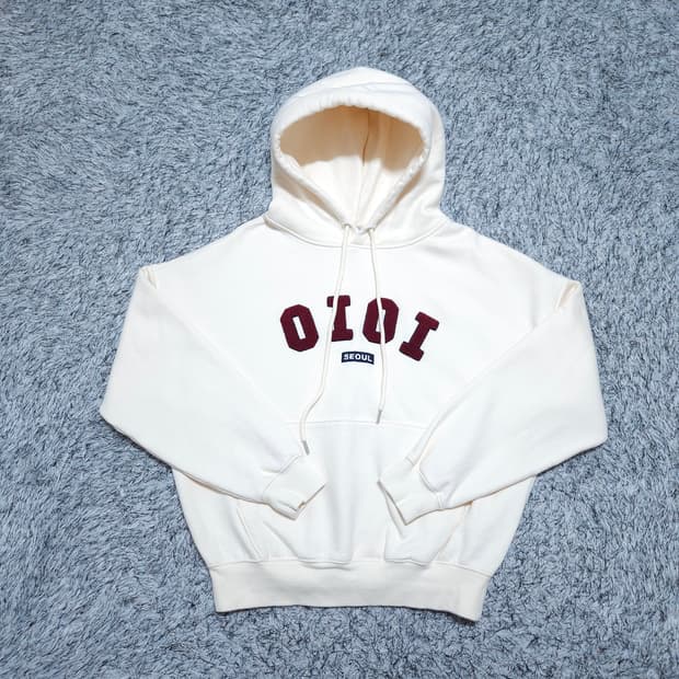 오아이오아이OiOi) M 여자 오버핏 크림 기모후드티 / 왕눈이샵