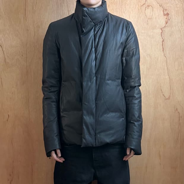 어태치먼트 코티드 패딩 자켓