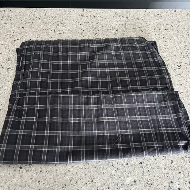 해칭룸 타탄 체크 스카프