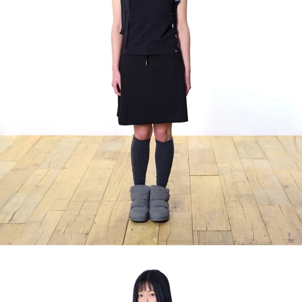 코이세이오 038 CAP SLEEVE T-SHIRT BLACK