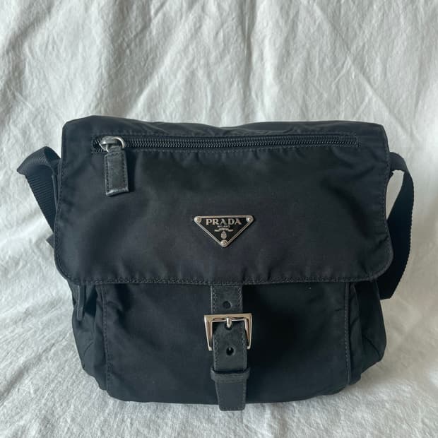 프라다 메신저백 