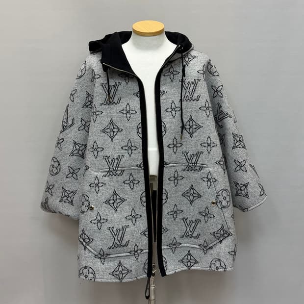 루이비통 리버서블 후디드 케이프 