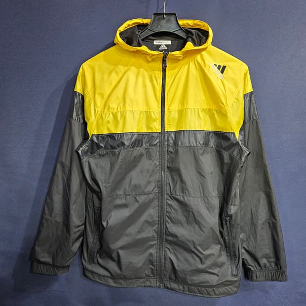 아디다스 자수로고 프린팅 투톤 남성 100 바람막이 후드집업 