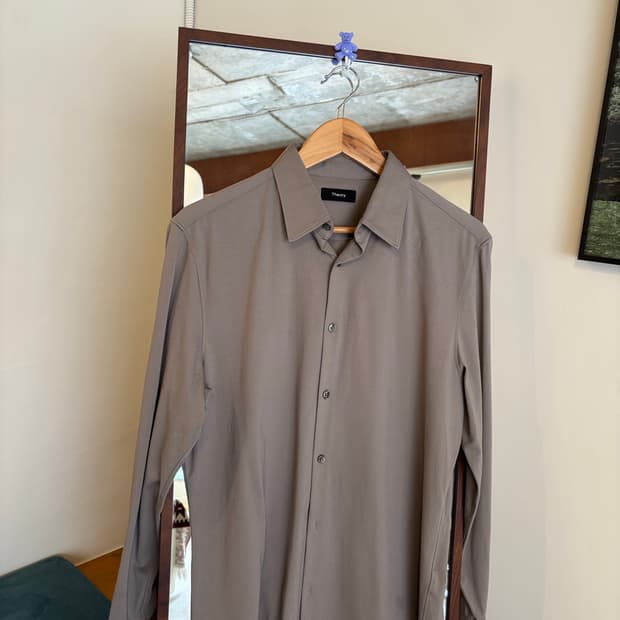 Theory 띠어리 셔츠