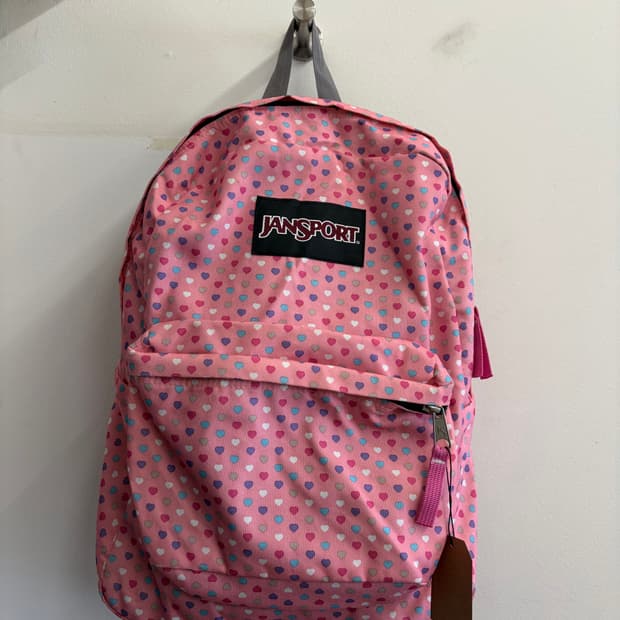 N84. 잔스포츠 하트로고 백팩