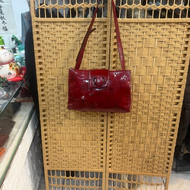 정품 까르띠에 빈티지 해피버스데이 숄더백 팝니다