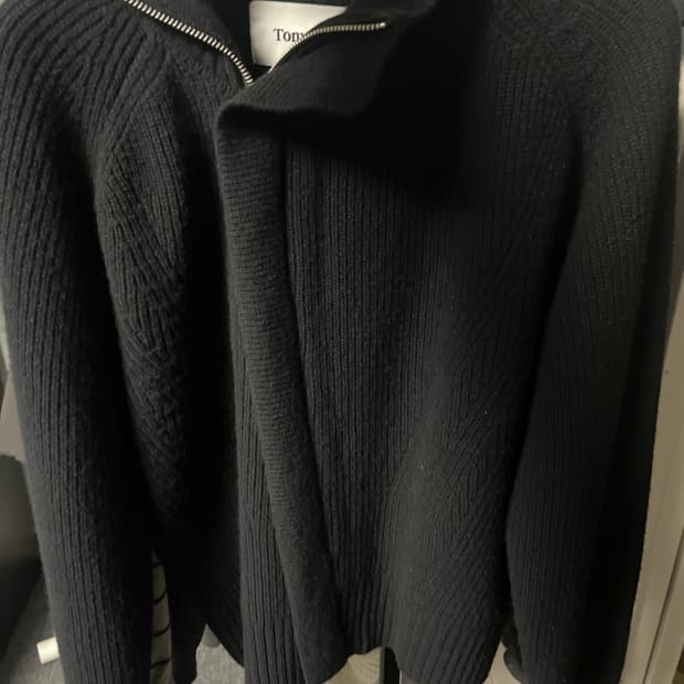 토니웩 울 지퍼 스웨터 블랙