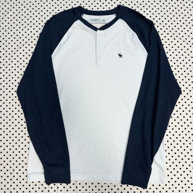 아베크롬비 로고 헨리넥 롱 슬리브 나그랑