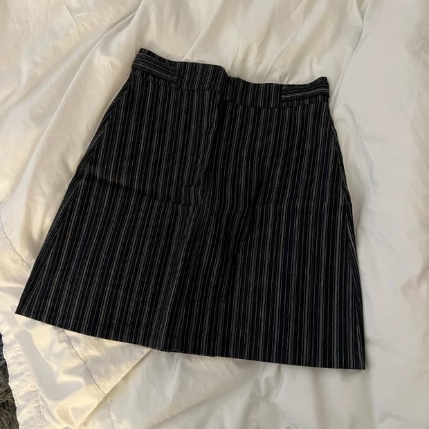스트라이프 하이웨스트 스커트