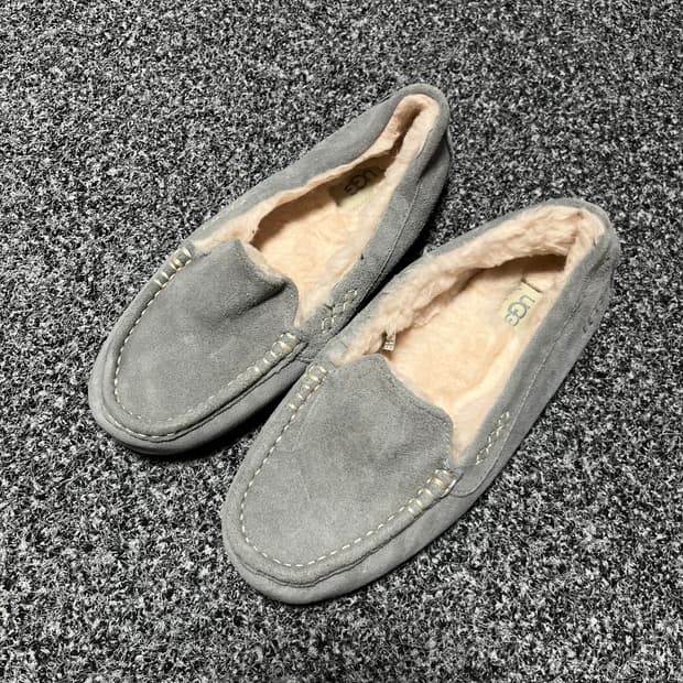 UGG 어그 모카신 회색 uk6