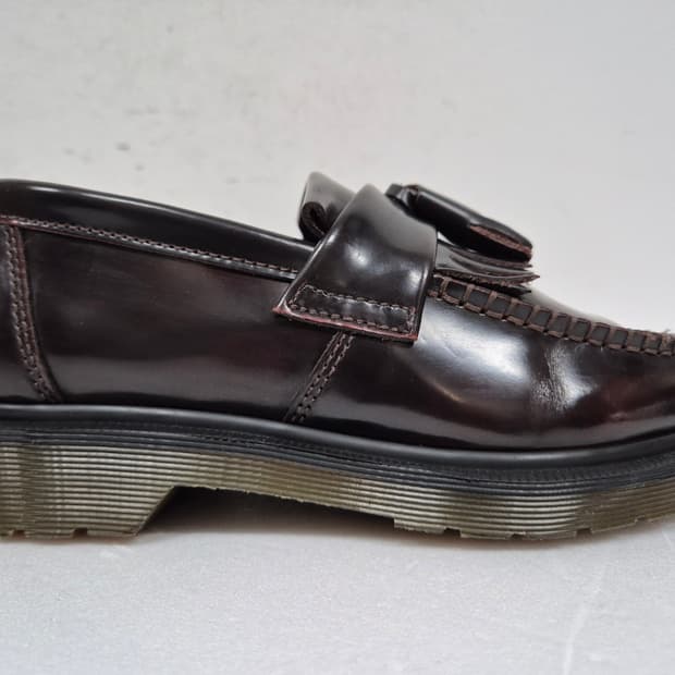 닥터마틴 아드리안 로퍼 230