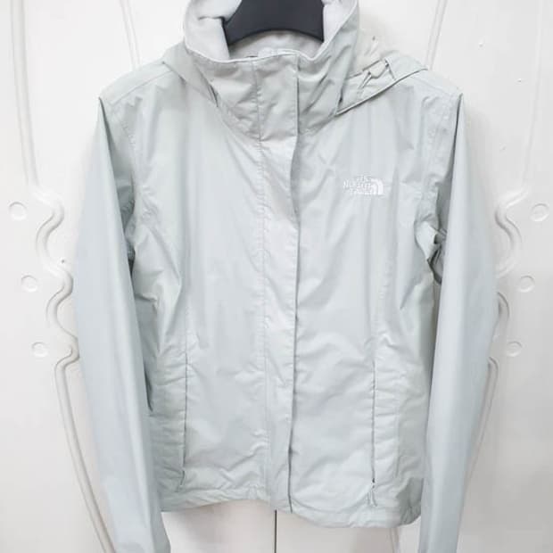 노스페이스 여성 바람막이 자켓 연그레이 S