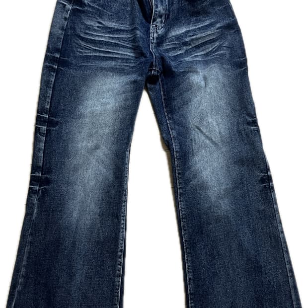 부츠컷 데님 팬츠