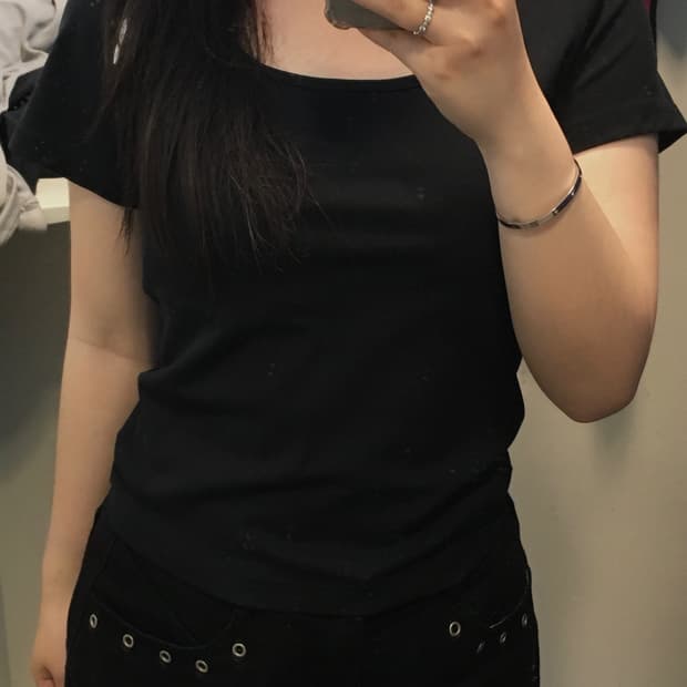 검정 무지 반팔티