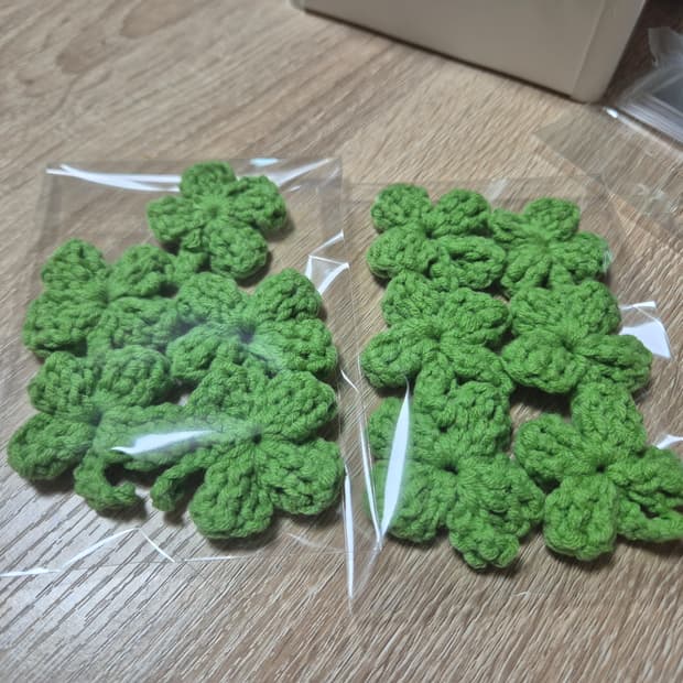 Handmade 네잎클로버 뜨개 키링 5개