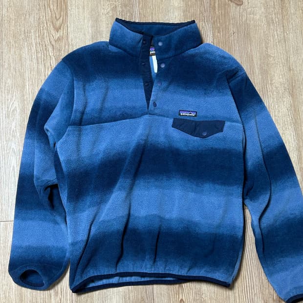 파타고니아 신칠라 스트라이프 플리스 풀오버