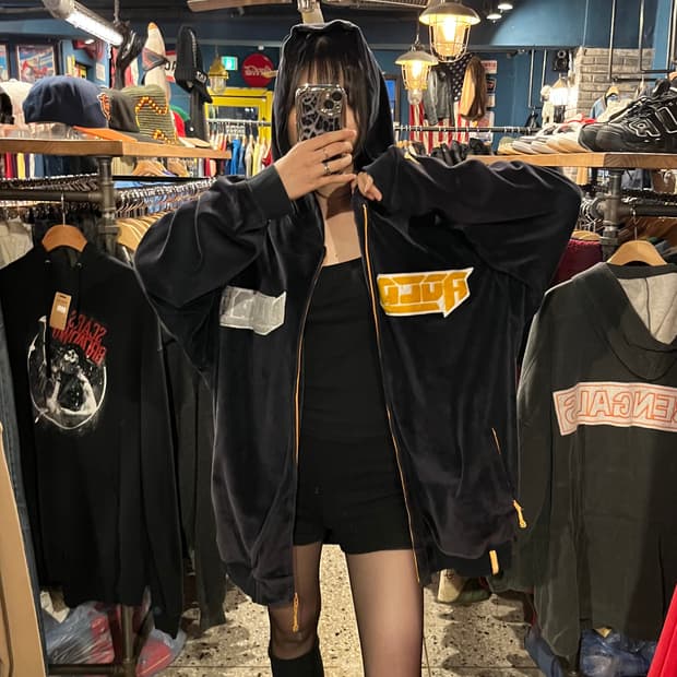 Roca wear 로카웨어 벨벳 후드 집업 