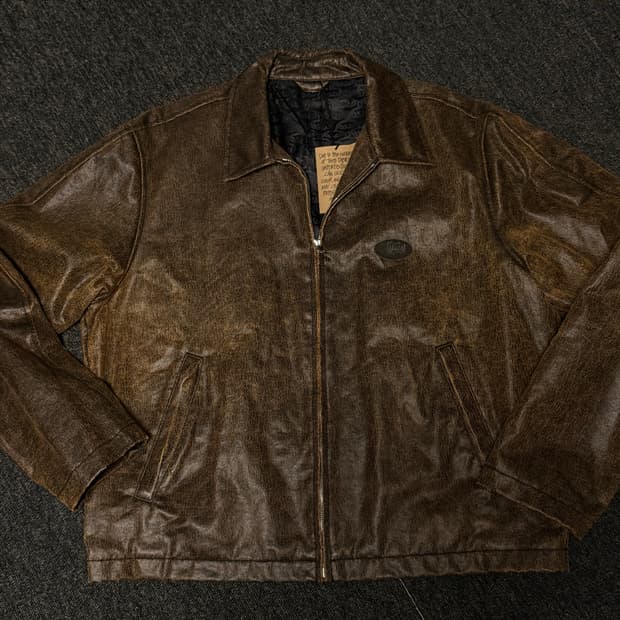 [L] 스투시 코티드 코튼 클럽 자켓 다크 브라운