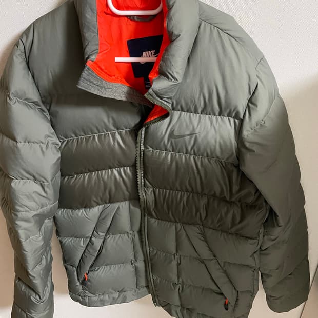 나이키 카키 경량패딩