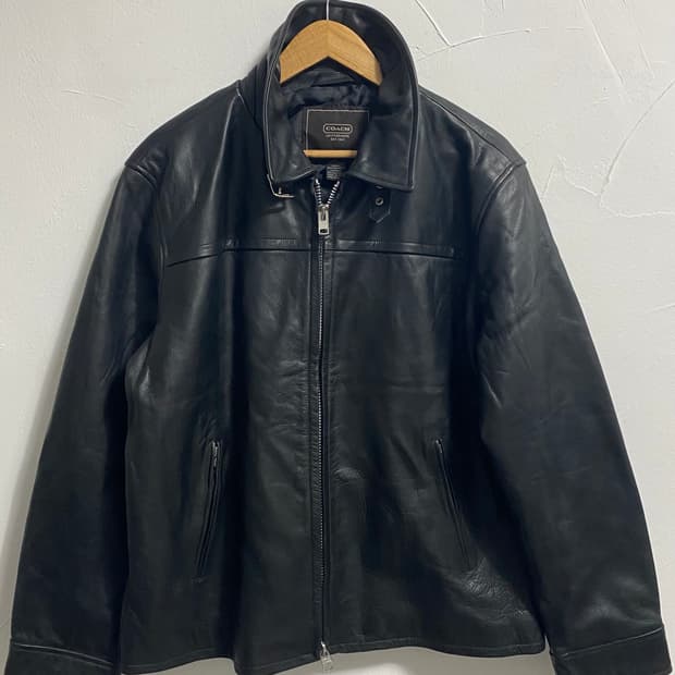 코치(Coach) 소가죽 레이스 래더 자켓