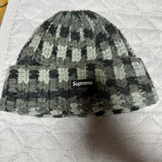 슈프림 크로쉐 비니