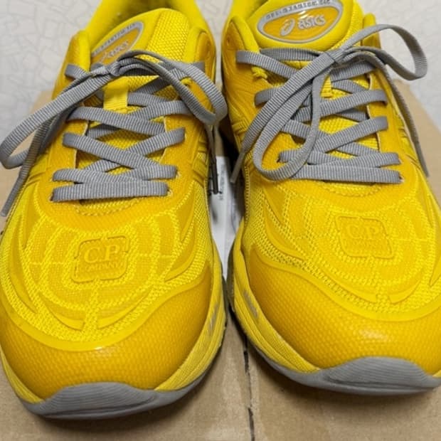 아식스X씨피컴퍼니 젤 퀀텀 360 판매합니다. [옐로우/260mm]