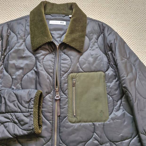 유니클로 X JW앤더슨 퀼팅 자켓 XL 새상품급