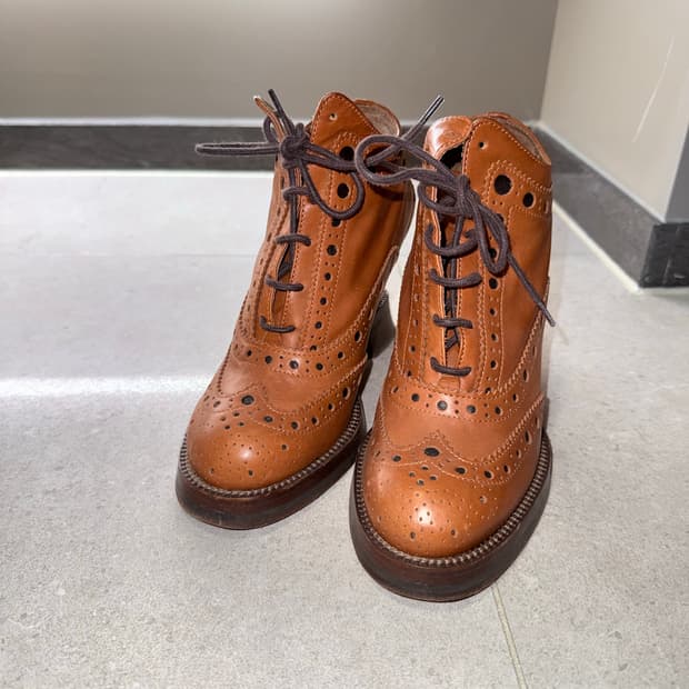 아크네 스튜디오 윙팁 부츠 브라운 36