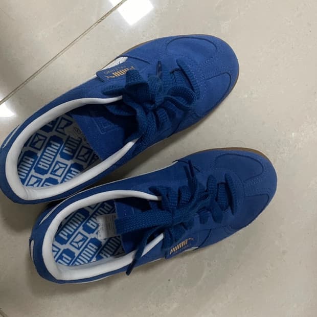 퓨마 스니커즈 235