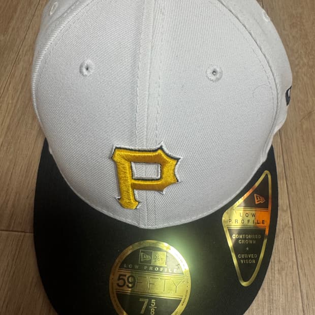 피츠버그 화이트 피티드캡