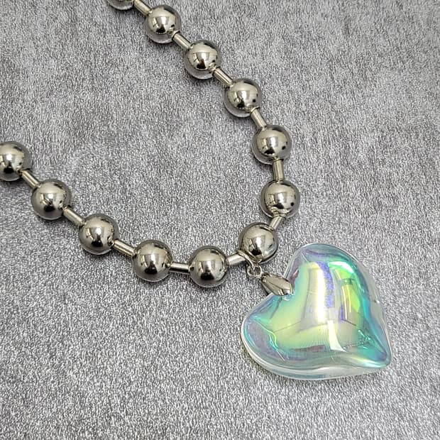 heart necklace