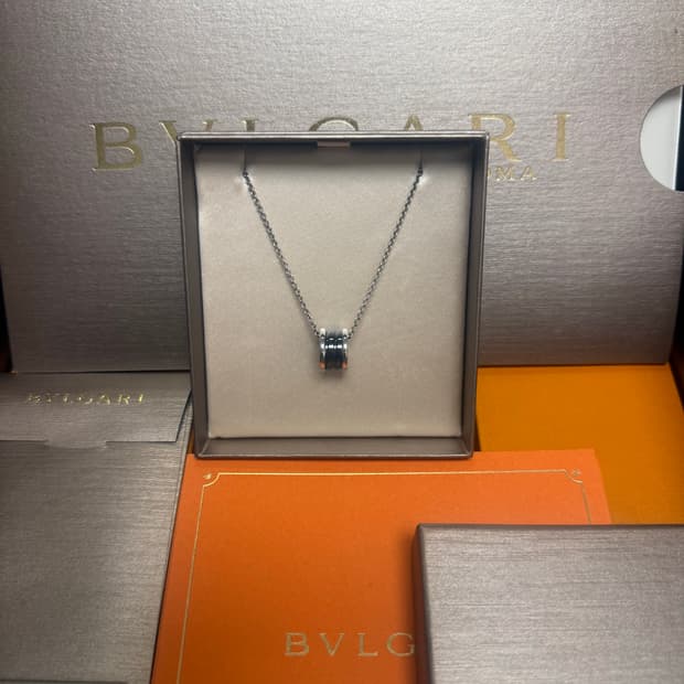 불가리 세이브 더 칠드런 목걸이