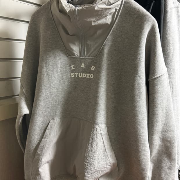 아이앱 스튜디오 우븐 후디 그레이 화이트